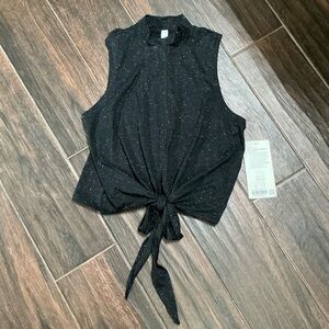 NWT Lulu Lemon top